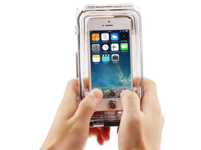 Чехол Yotrix WaterproofCase для Apple iPhone 5/5S (черный, для подводной съемки)